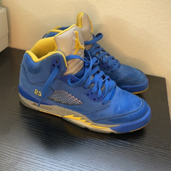 Jordan Retro 5 “Laney” - Picture 2 of 5